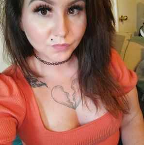 Meet your Posher, Carlie